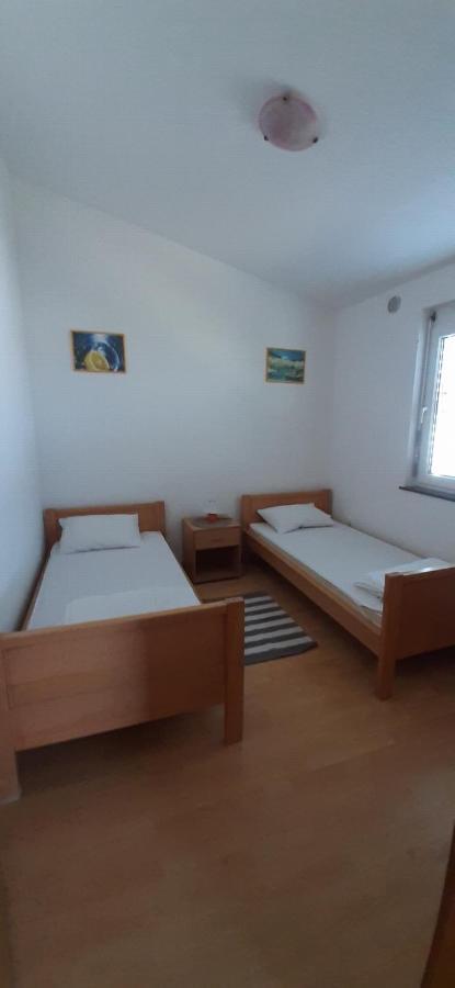 Villa Dobra Family Apartments Vir Εξωτερικό φωτογραφία