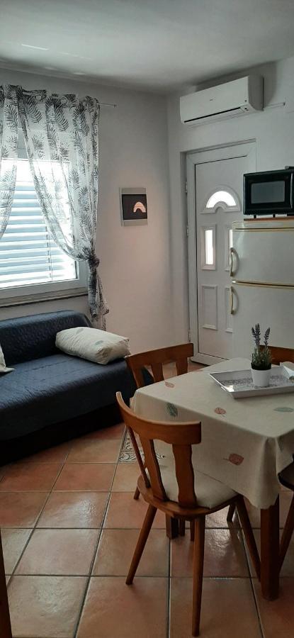 Villa Dobra Family Apartments Vir Εξωτερικό φωτογραφία
