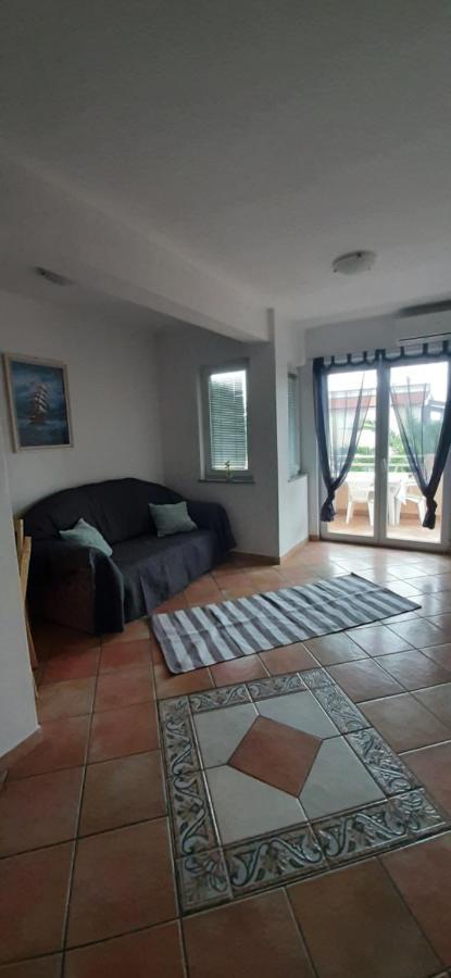 Villa Dobra Family Apartments Vir Εξωτερικό φωτογραφία